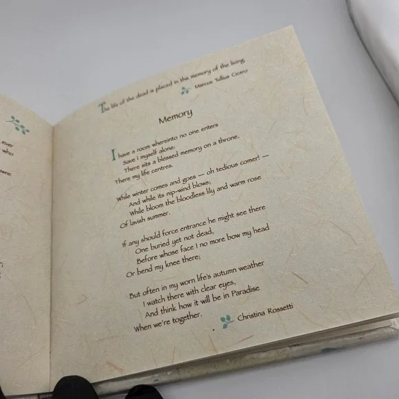 Words of Comfort Book Blue Mountain‎ Arts Collection 2002 Vintage Hardcover - Picture 9 of 13